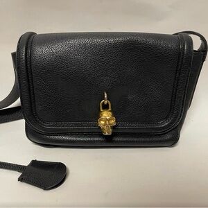 Alexander McQueen Black Leather Shoulder Bag with Gold Skull